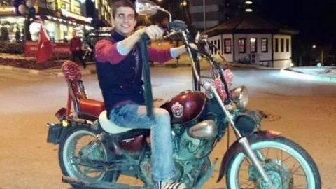 Kazada Ölen Arkadaşını Bırakıp Kaçarken Yakalandı