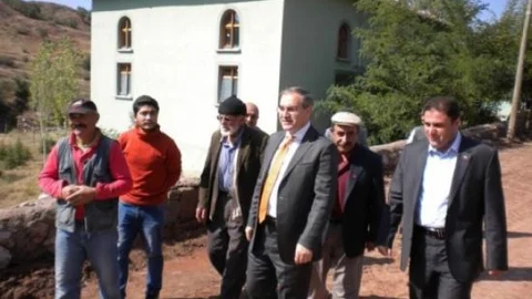 Kaymakam Beyazyıldız Tatlı Köyünü Ziyaret Etti