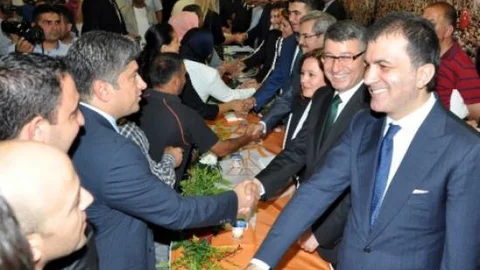 Ak Parti Adana İl Başkanlığı'nda Bayramlaşma