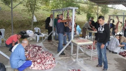 Kocaeli'de 9 Mezbahada Kurbanlar Kesildi