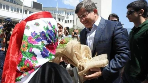 Dışişleri Bakanı Ahmet Davutoğlu Artvin'de