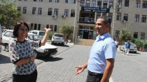 Iğdır Belediyesi'nden 2 Dilde Hizmet