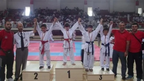 Yalova'da Spor Merkezlerinde Yaz Dönemi Sona Erdi