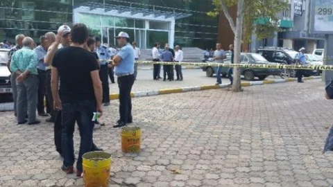 Erbaa'da Billboard Kavgası: 2 Yaralı