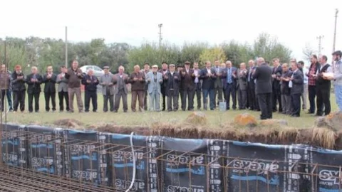 Yeni Cami İçin İlk Adım