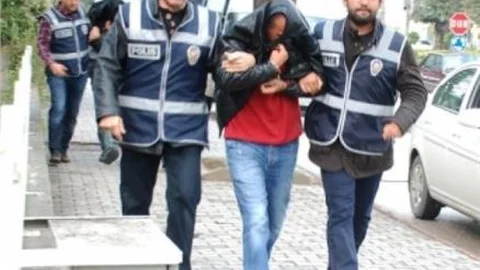 Hırsızlar Güvenlik Kamerasına Yakalandı