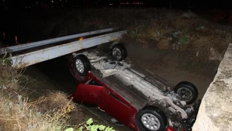 Erzincan'da Trafik Kazası: 2 Yaralı