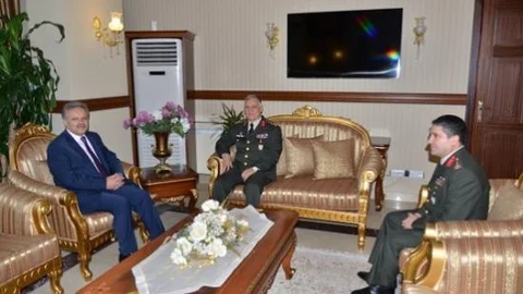 3.ordu Komutanı Orgeneral Dündar Erzincan Valisi Süleyman Kahramanı Ziyaret Etti