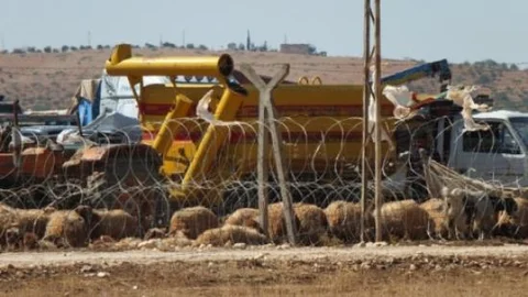 Sınırda Bekleyen Araçların Geçişine İzin Verildi