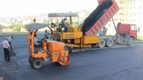 Beyşehir'de Asfalt Çalışmaları Sürüyor