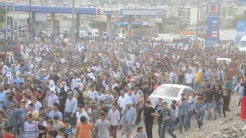 Cizre Ve Silopi'de Rojava'ya Destek Yürüyüşü