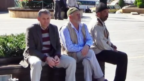 Tüik'e Göre İnsanların En Uzun Yaşaması Beklenen İl Giresun