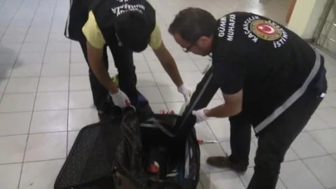 Sınır Kapısında 1 Milyon Tl'lik Uyuşturucu Madde Ve İlaç Ele Geçirildi