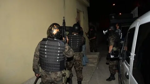 Adana'da Suç Örgütü Operasyonu