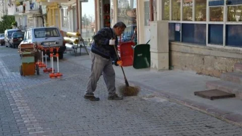Acıpayam'da Bayram Temizliği Devam Ediyor
