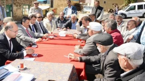 Tunceli Valisi Osman Kaymak Köy Ziyaretine Devam Ediyor