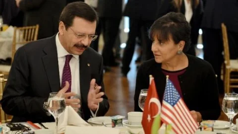 Abd Ticaret Bakanı Prıtzker Ve Hisarcıklıoğlu'ndan Ticari İlişkilerin Artması İçin 'kararlılık' Mesajı