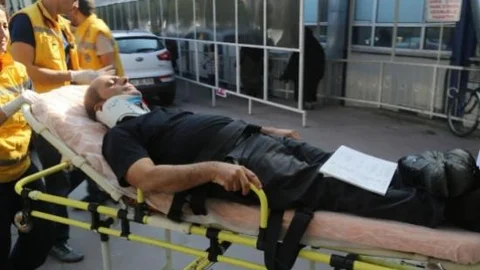 Çarptığı Kişi Bayılınca Sürücü Kaçtı