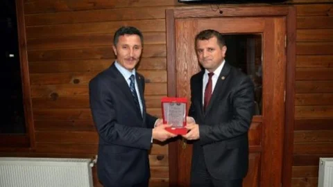 Tayini Çıkan Kaymakam Avcı'ya Veda Yemeği