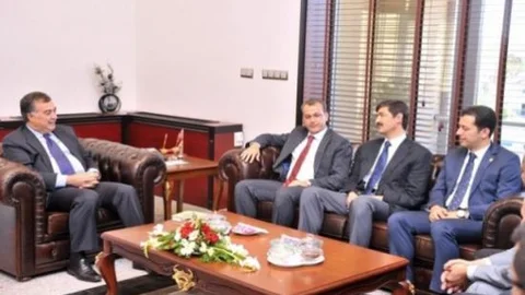 Ap Parti Osmaniye İl Teşkilatı Vali Kerem Al'ı Ziyaret Etti