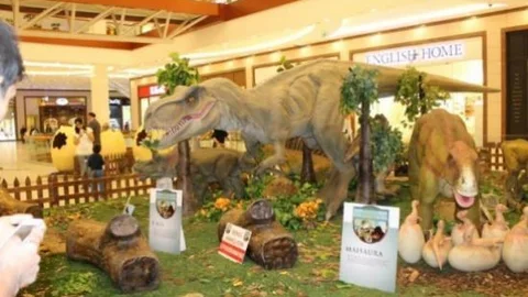 Dinozorlar Ceylan Karavil Park'a Geldi
