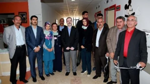 Başkan Doç. Dr. Özgökçe'den Lösemili Çocuklara Hastanede Bayram Hediyesi