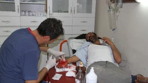 Acemi Kasaplar İş Başında