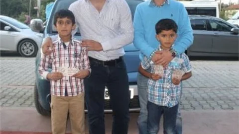 Genç Müsiad 200 Çocuğun Yüzünü Güldürdü