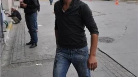 Acemi Kasaplar Kurban Yerine Kendilerini Kesti