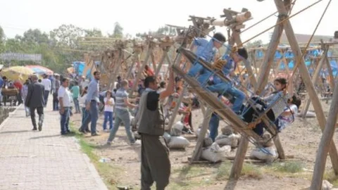 Cizreli Çocukların ''cıncilik'' Keyfi