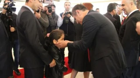 Bakan Canikli Memleketinde Bayramlaşma Törenine Katıldı