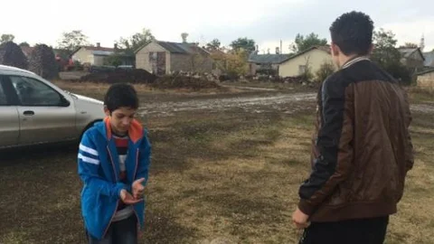 Özalp'ta Dolu Yağdı