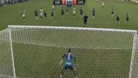 Kaleci kaleciye acımadı!