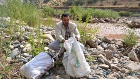 5 çuval dolusu Kur'an-ı Kerim suya atıldı!!