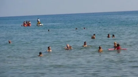 Silifke'de Bayramda Deniz Keyfi