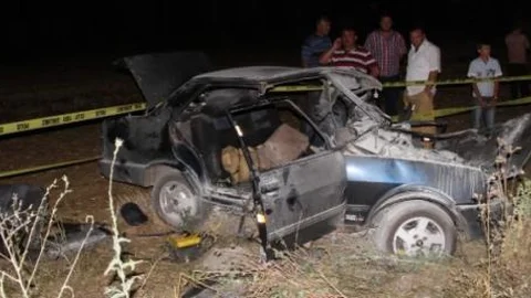 Çankırı'da Trafik Kazası: 2 Ölü 3 Yaralı