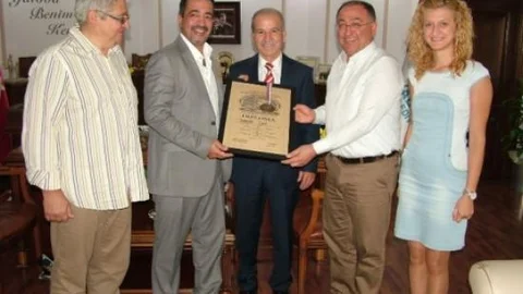 Şampiyon Güreşçiden Başkan Salman'a Ziyaret