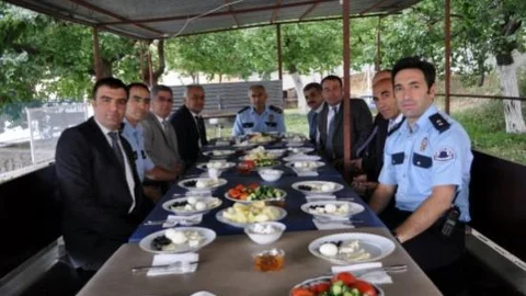 Adilcevaz'da Okul Güvenliği Toplantısı Yapıldı