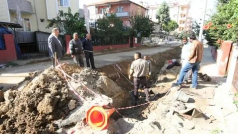 Edirne Belediyesi Arızalı Su Kanallarını Yenileniyor