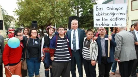 Başkan Zolan Down Sendromlu Çocuklarla Bir Araya Geldi