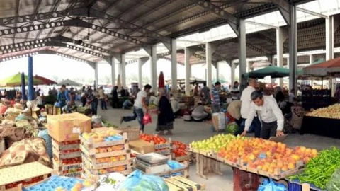 Afyonkarahisar'ın En Büyük Pazaryeri Bayram Nedeniyle 3 Gün Açık Olacak