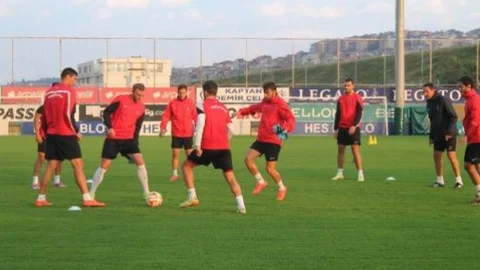 Trabzonspor Legıa Varşova Maçı Hazırlıklarını Sürdürüyor