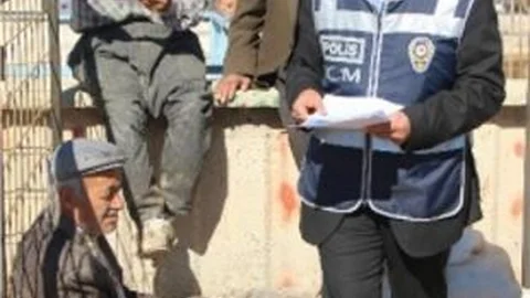 Kurban Pazarında Broşürlü Sahte Para Uyarısı