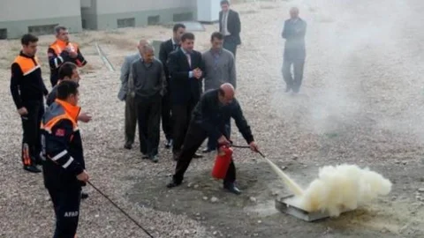 Afad'dan Dmo Personeline Deprem Çığ Sel Ve Yangın Eğitimi Verildi