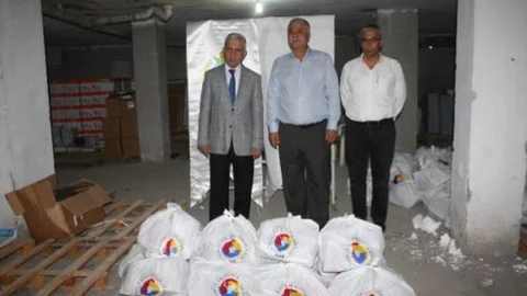 Kozan Ticaret Borsası'ndan 4 Bin Öğrenciye Kırtasiye Yardımı