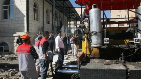 Pasinler'de Cumhuriyet Caddesi 1. Etap Asfalta Kavuştu