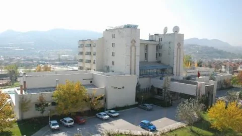 Merhum Vali Yazıcıoğlu Döneminde Yapılan Otel 39 Yıllığına Kiralandı