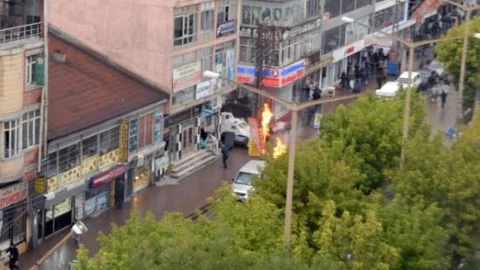 Yüksekova'da Yürüyüşten Sonra Olaylar Çıktı