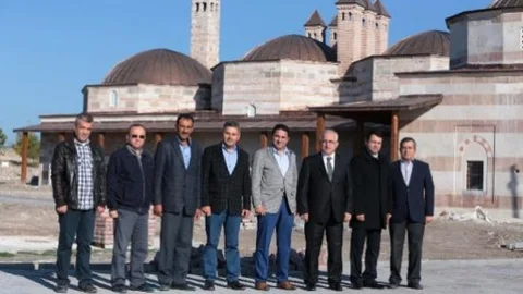 Vali Tuna Şucaaddin Veli Türbesi'nde İnceleme Yaptı