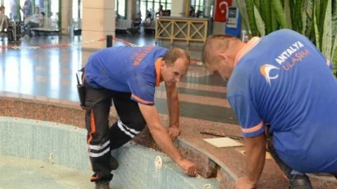 Otogar'da Bayram Temizliği